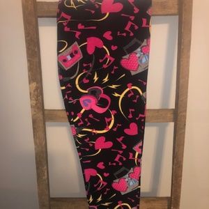 LuLaRoe Black Pink Heart Boombox Music OS Leggings